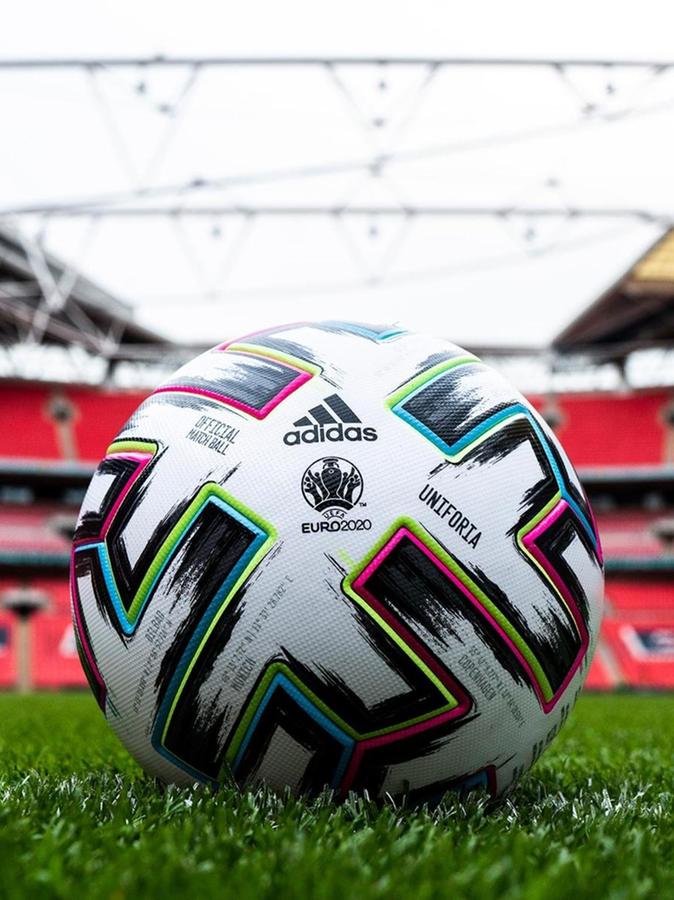 Der Adidas-Ball "Uniforia" wird bei der Europameisterschaft vom 11. Juni bis zum 11. Juli 2021 eingesetzt.