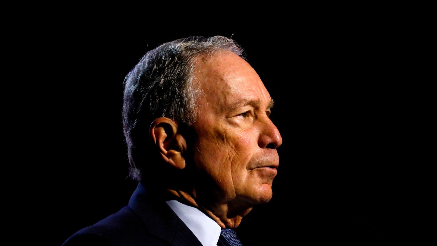 Kurz vor Ablauf der Anmeldefrist für Bewerber hat sich Milliardär Michael Bloomberg für eine Kandidatur um das Präsidentenamt in Stellung gebracht.