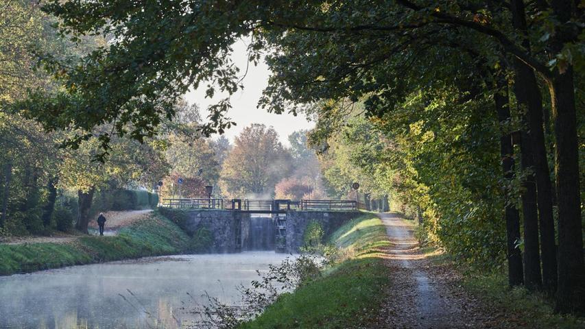 Romantisch-nostalgischer Zauber: Vor allem im Herbst haben Spaziergänge am Alten Kanal in der Gartenstadt einen besonderen Reiz.