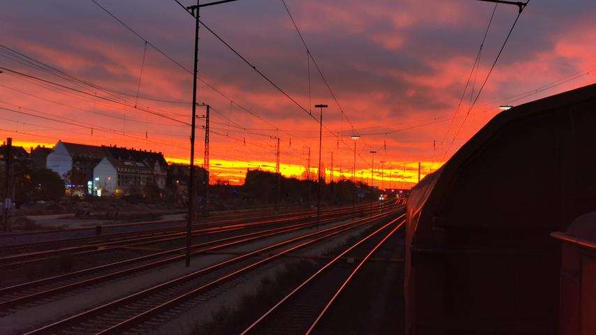 User-Bilder: Sonnenaufgang lässt Franken in allen Farben erstrahlen