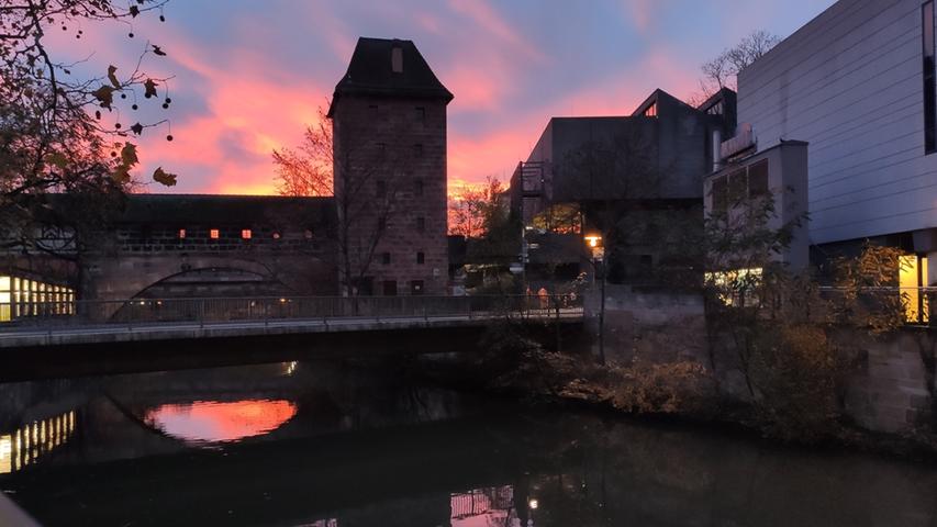 User-Bilder: Sonnenaufgang lässt Franken in allen Farben erstrahlen