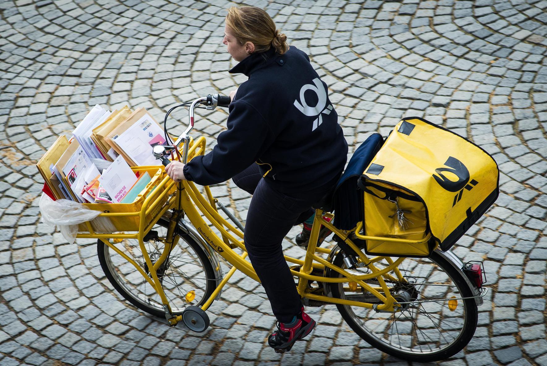 Montags Bleibt Der Briefkasten Oft Leer Das Steckt Dahinter Nurnberg Nordbayern