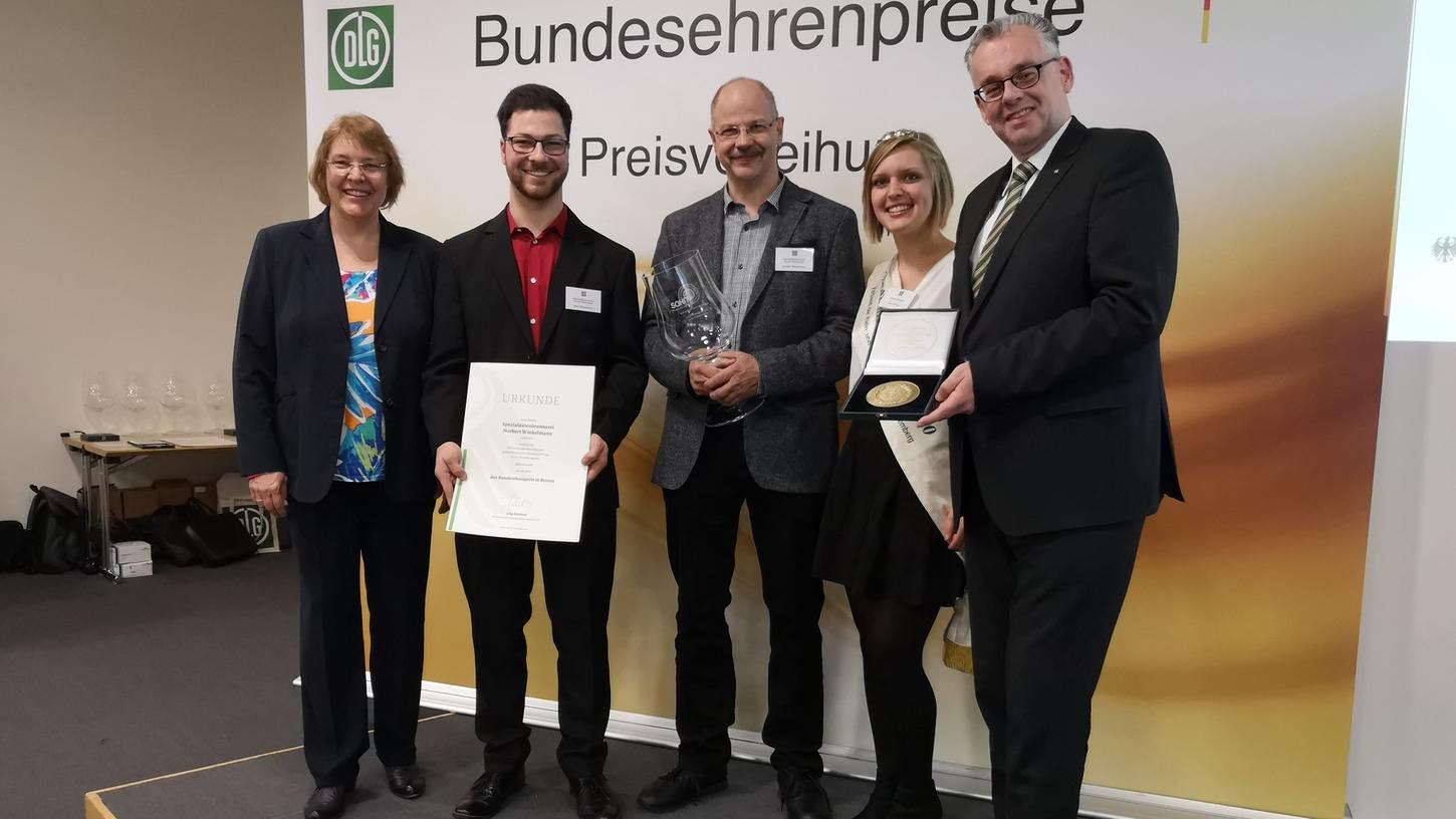 Hallerndorf: Bundesehrenpreis für Norbert Winkelmann vom 