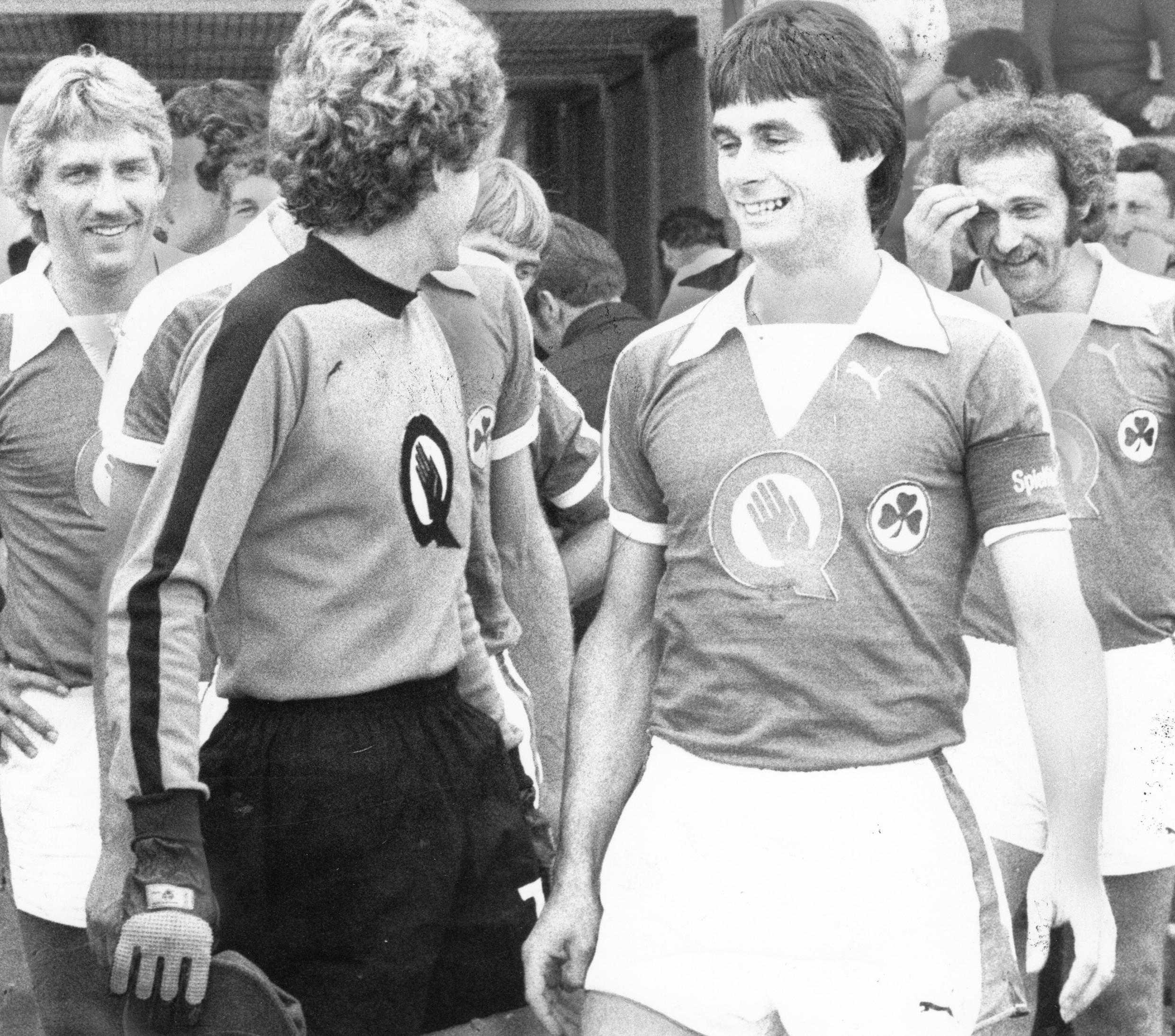 Elf Derbys bestritten die Fürther Fußball-Legenden Peter Löwer und Bernhard Bergmann, das bedeutet – vor Nürnbergs Max Morlock mit einem Derby weniger – den fränkischen Rekord (ebenfalls vorbehaltlicher statistischer Lücken aus der fußballerischen Steinzeit).