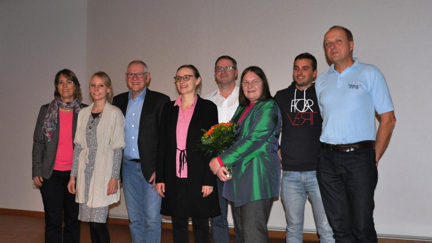 Die grünen Spitzenkandidaten (von links): Annette Prechtel, Elisabeth Krause, Karl Waldmann, Lisa Badum, Matthias Striebich, Barbara Poneleit,Jakob Müller und Holger Kotouc.
