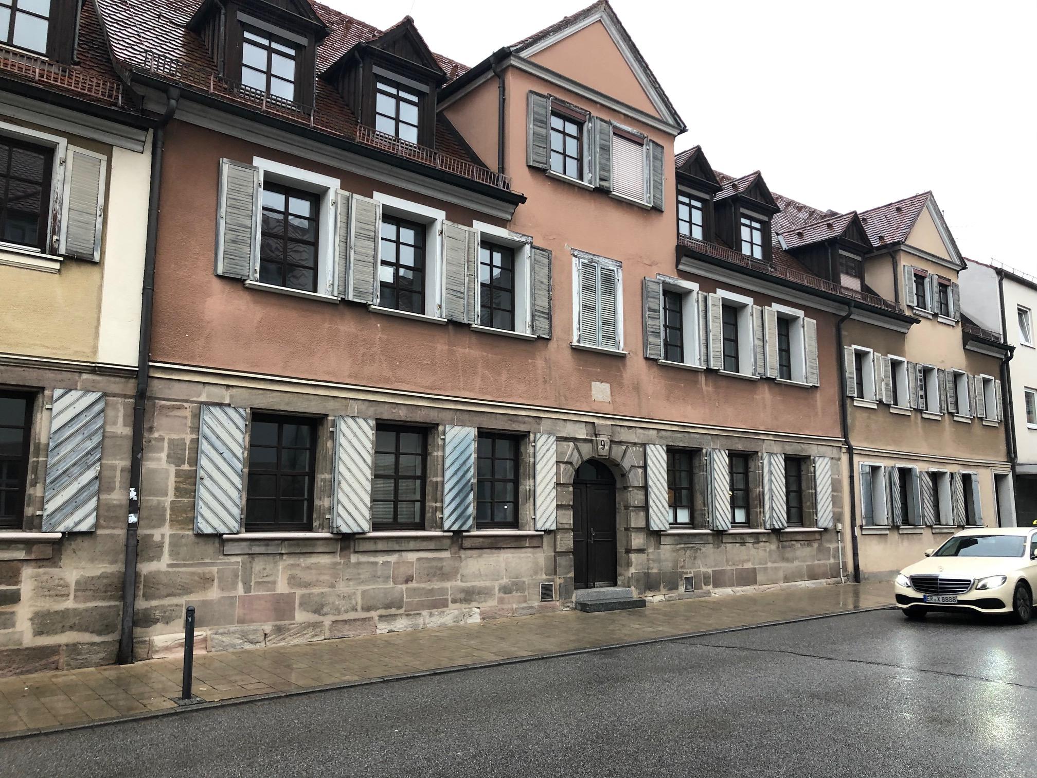 Erlangen Hochstadt So Ein Arger Ehemaliges Landratsamt In