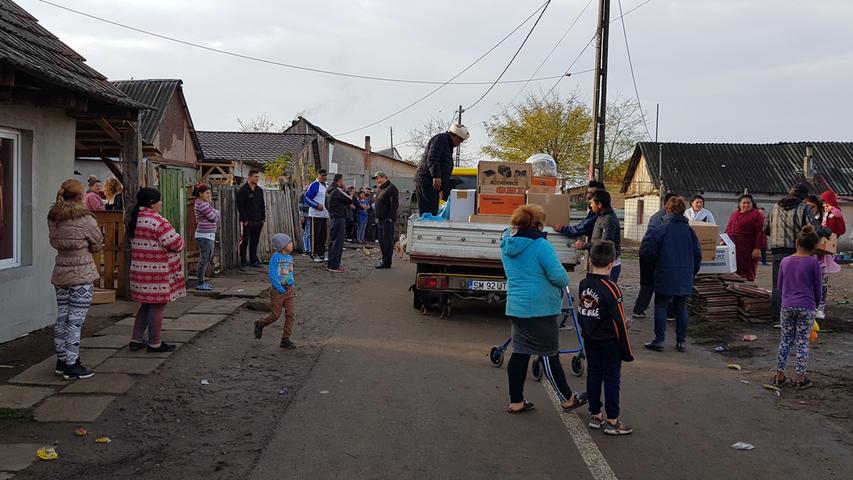 Hilfsaktion für Bedürftige in Rumänien: Spenden aus Forchheim übergeben