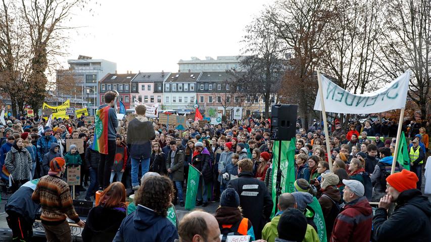 Mehr Klimaschutz! 3000 Menschen demonstrierten in Erlangen 