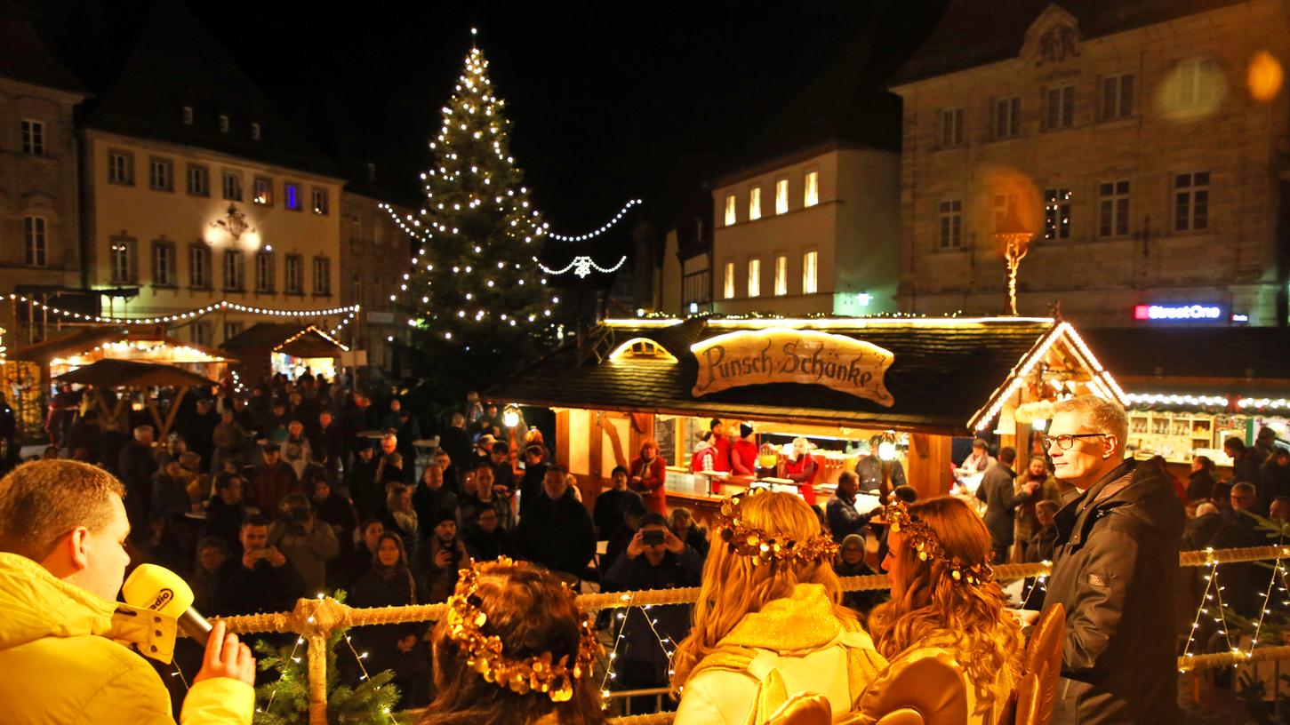 Ein Foto vom Weihnachtsmarkt im Jahr 2019. Auch heuer soll es in der Altstadt wieder besinnlich werden.