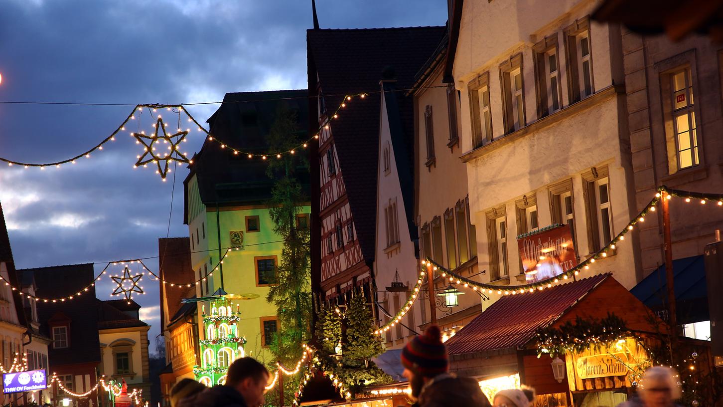 Forchheim diskutiert, wie der Weihnachtsmarkt der Zukunft aussehen soll. 