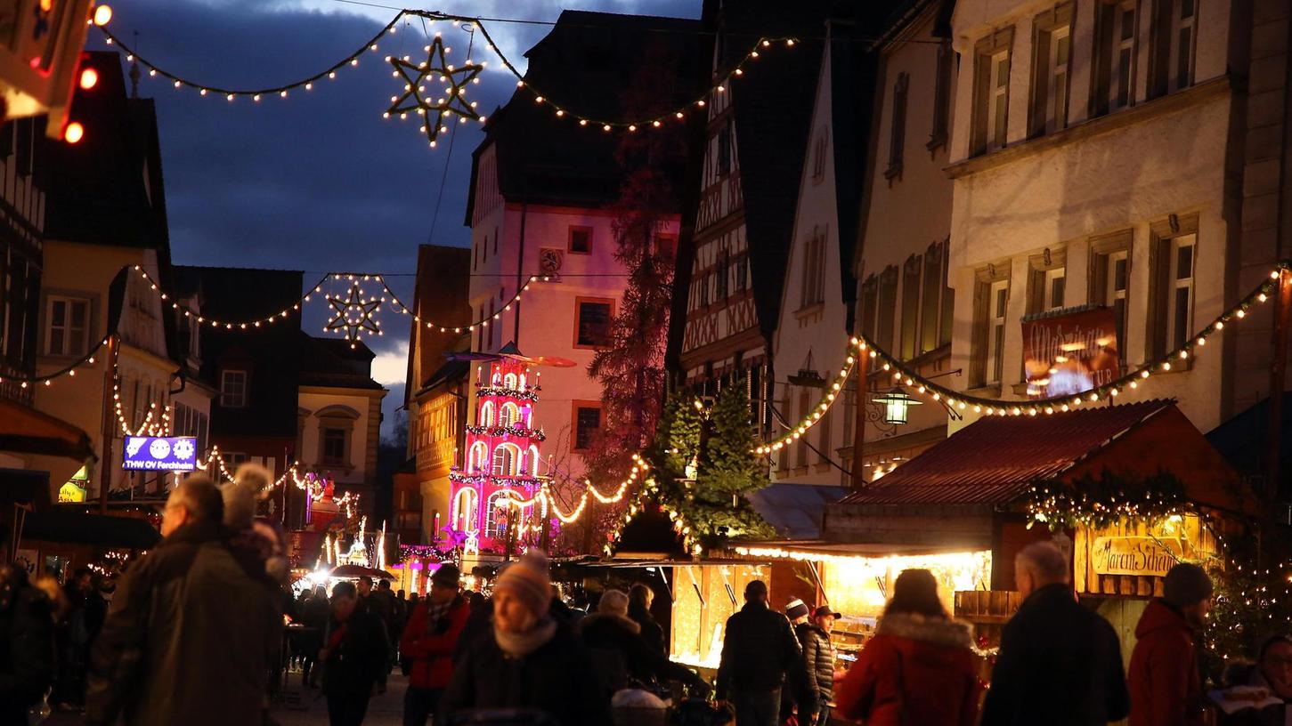 Forchheim: Weihnachtsmarkt lädt ein