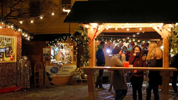 Auf dem Altstädter Weihnachtsmarkt gibt es Glühwein in verschiedenen Variationen.