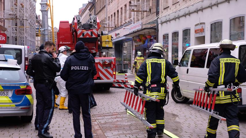 Brand in Fürther Fußgängerzone: Eine Person leicht verletzt