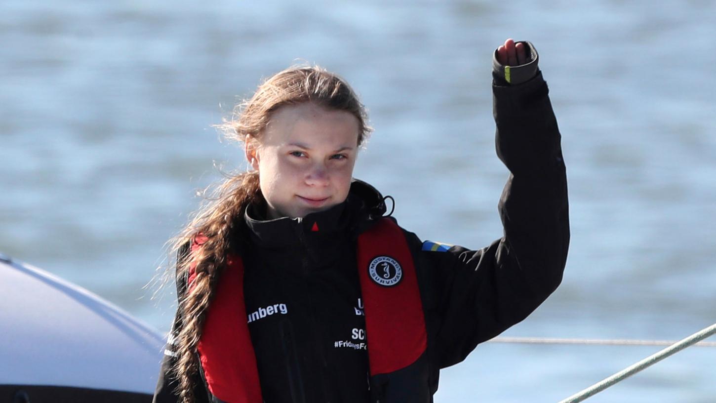 Geschafft: Nach drei Wochen auf hoher See ist Greta Thunberg am Dienstagmittag in Lissabon eingetroffen.