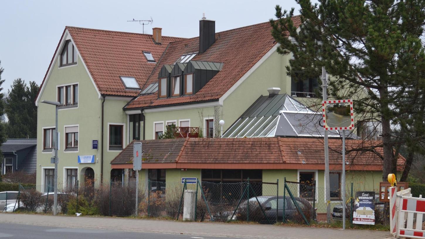 In dieser Immobilie in Röttenbach soll der Swingerclub eröffnen. "Es wird kleiner aber fein", heißt es dazu auf der Webseite. "Über zwei Ebenen dürfen wir euch in Röttenbach verzaubern."