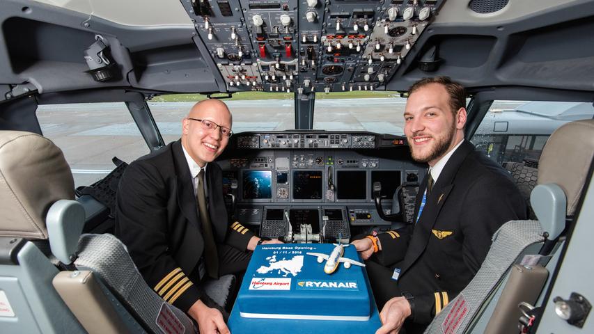 Im September 2019 verkündete die Pilotengewerkschaft Cockpit erstmals einen Tarifvertrag für deutsche Ryanair-Piloten vereinbart zu haben. Neben einem Vergütungsvertrag wurde auch ein tariflicher Sozialplan abgeschlossen.