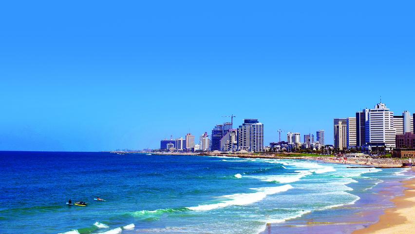 Die israelische Stadt Tel Aviv ist ein Magnet für alle Reisende, die Sonne genießen und zeitgleich in die Lebensart und Geschichte des Landes eintauchen möchten. Ryanair fliegt die historische Stadt zwar nicht mehr an, jedoch übernimmt Corendon Airlines.