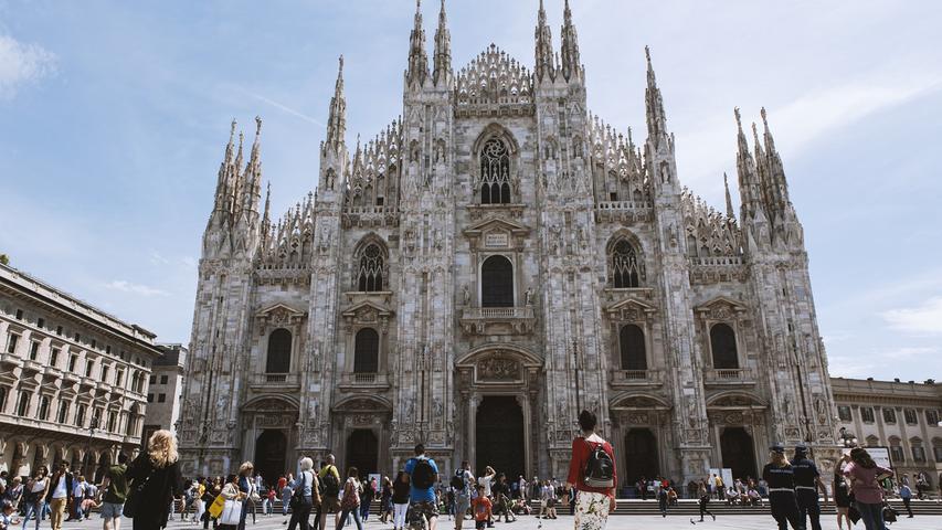 Sport, Mode, Lebensart: Zu den faszinierendsten Städten Italiens gehört zweifellos Mailand.  Mit Beginn des Winterflugplans Ende Oktober will Ryanair die beliebte Shoppingdestination wieder fünfmal pro Woche ansteuern.