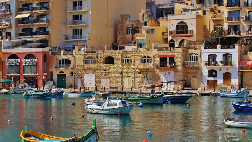 Valletta, die Hauptstadt von Malta, glänzt unter anderem mit seinem Parlamentsgebäude, entworfen vom italienischen Stararchitekten Renzo Piano. Doch auch die berühmte Hafenstadt wird aus dem Flugplan genommen.