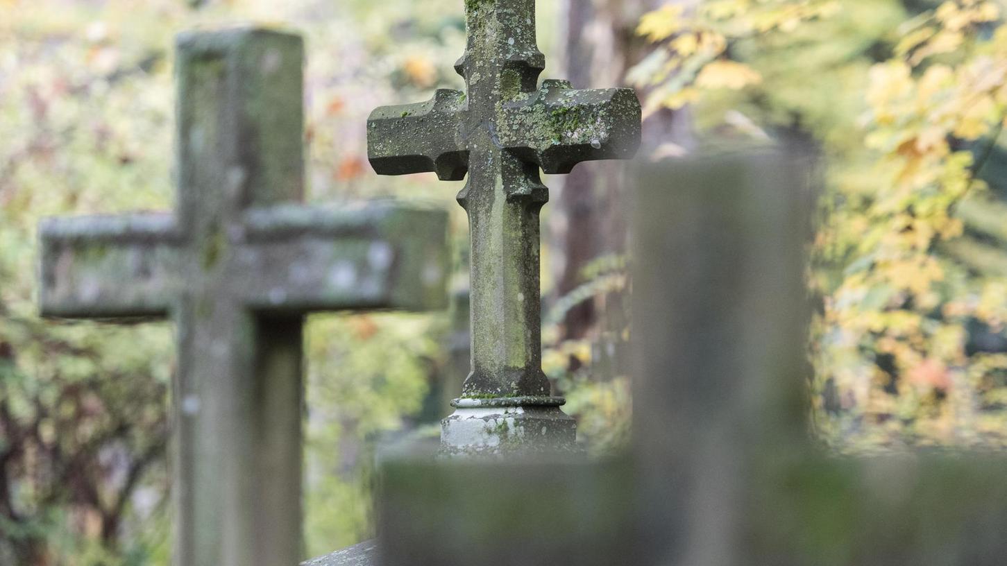 Sind die Friedhofsgebühren zu niedrig?