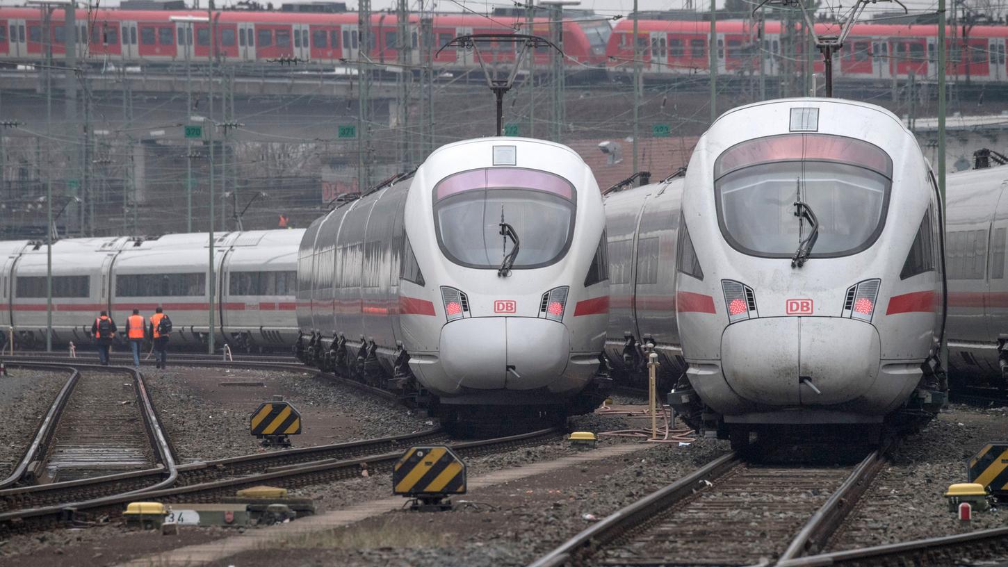 Künftig will die Deutsche Bahn ihre Supersparpreis-Tickets schon ab 17,90 Euro anbieten.