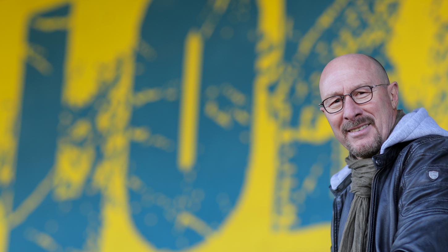 Wolfgang Wolf bleibt Lokomotive Leipzig auf jeden Fall bis Saisonende als Sportdirektor und Trainer erhalten. Wolfgang Wolf bleibt Lokomotive Leipzig auf jeden Fall bis Saisonende als Sportdirektor und Trainer erhalten.
