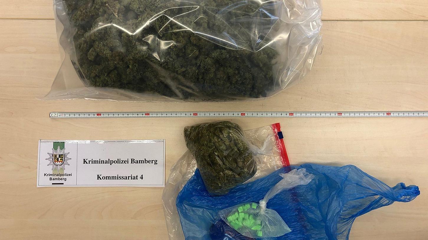 Über ein Kilogramm Marihuana und Ecstasy hat die Polizei Oberfranken beschlagnahmt.