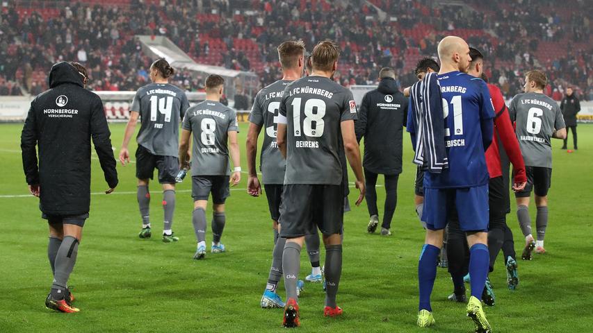 Schlappe gegen Stuttgart: Club-Profis müssen erneut in die Kurve