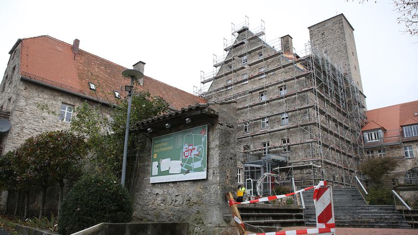 Neue Zimmer, längere Betten: Jugendhaus Burg Feuerstein in Ebermannstadt wird generalsaniert