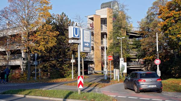 Röthenbach, der Endbahnhof der Linie U2, wurde von 26.400 Fahrgästen pro Werktag genutzt.
