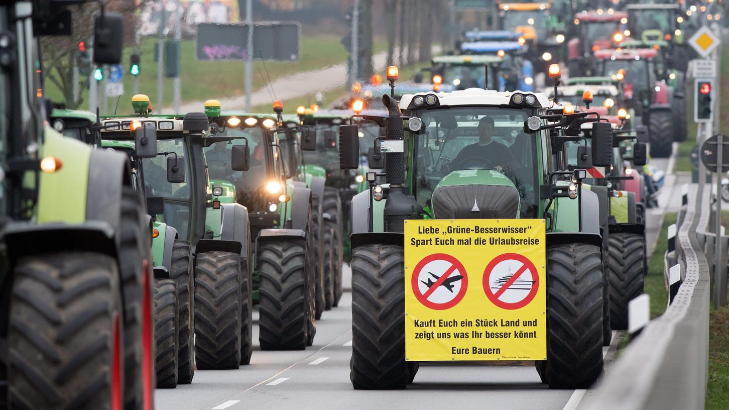 Beliebtes Ziel des Bauernprotests: "Grüne Besserwisser". Beliebtes Ziel des Bauernprotests: "Grüne Besserwisser".