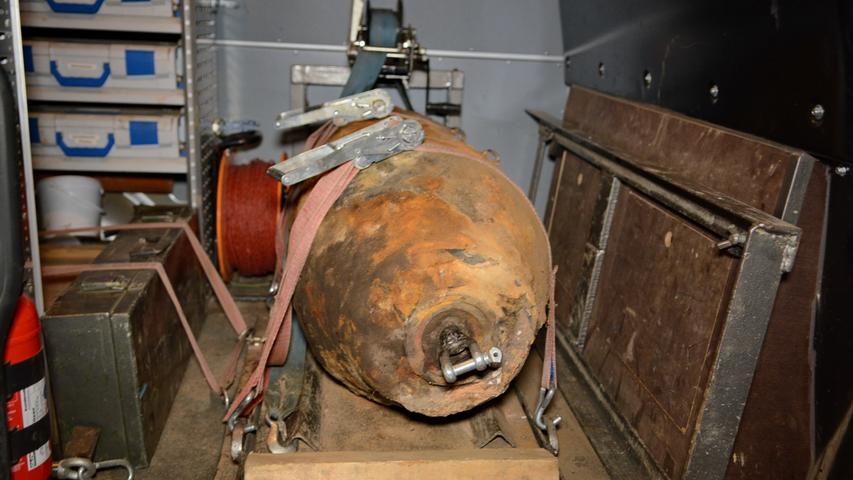 450 Kilo wiegt diese Bombe, die im September 2019 in Nürnberg-Lohe gefunden wurde. Aus Sicherheitsgründen mussten 9000 Menschen ihre Häuser vor der Entschärfung verlassen.