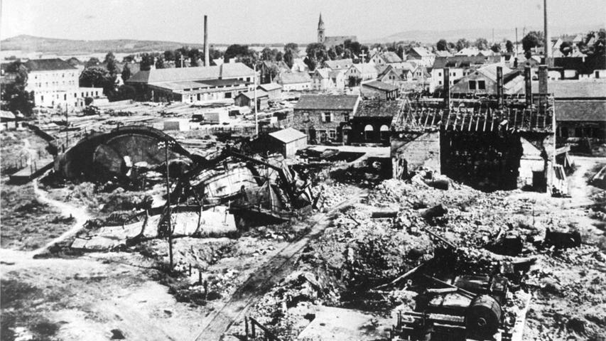 Gleich zwei schwere Angriffe trafen Neumarkt. Hunderte Menschen starben im Bombenhagel.