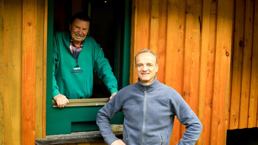 Die Skihütte dient im Sommer als "grünes Klassenzimmer". Markus Pöhlmann hat den Vorsitz der Skilift-Gesellschaft vor gut zehn Jahren von seinem Onkel Paul übernommen, der das Amt 40 Jahre lang innehatte.