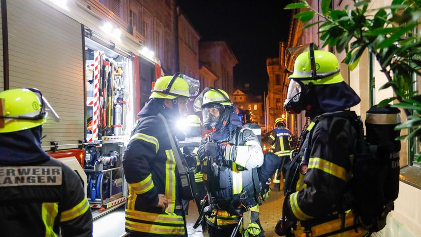 Brand in Erlanger Innenstadt: Müll in Unigebäude brannte