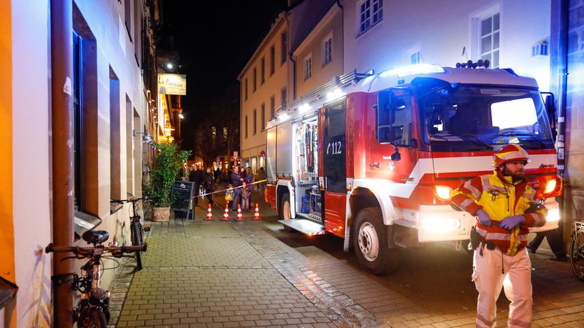 Brand in Erlanger Innenstadt: Müll in Unigebäude brannte