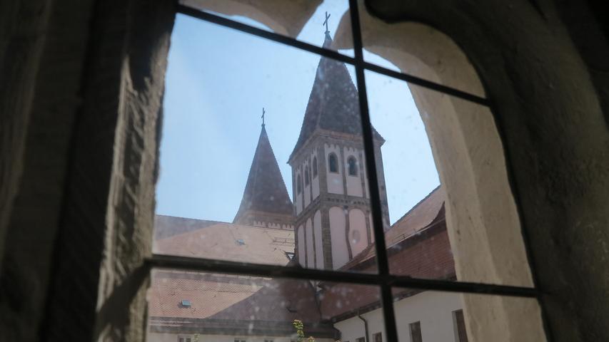 Die Zukunft des Klosters sorgte in Heidenheim Jahrzehnte lang für Diskussionen. Nun ist die Sanierung des Westflügels abgeschlossen und mit der feierlichen Einweihung zieht "Neues Leben in alten Mauern" ein.