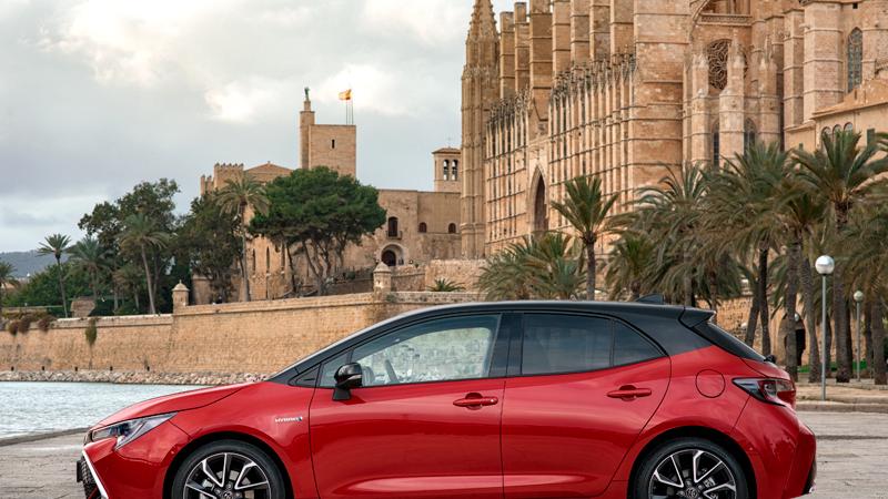 Fahrbericht Toyota Corolla 2.0 Hybrid: Sparsam wie ein Diesel?