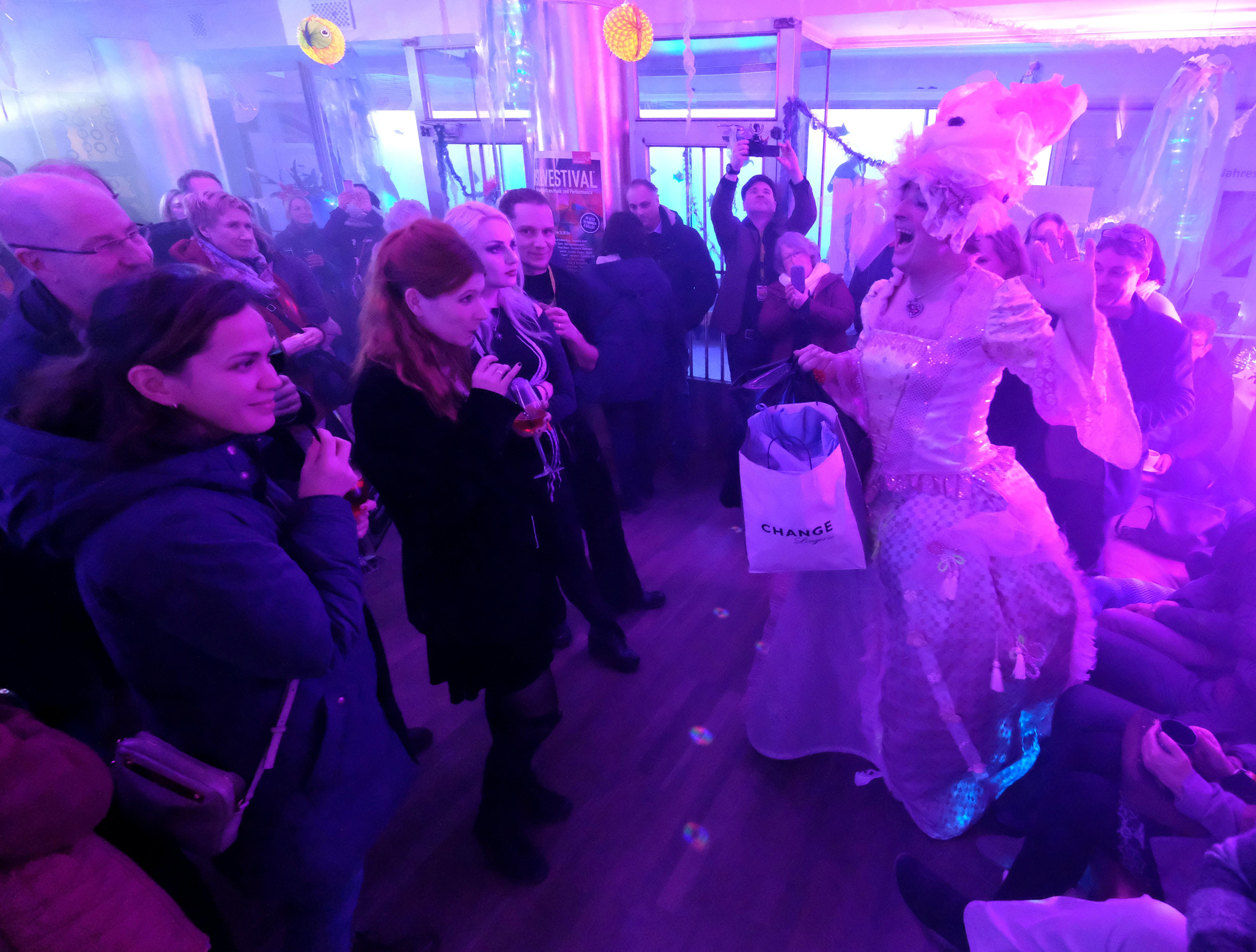 Raketen, Silvestival und viel Party: Die Silvester-Bilder aus Nürnberg