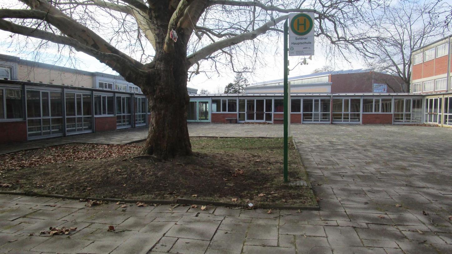 Soldnerschule: Schulhof wird aufgemöbelt