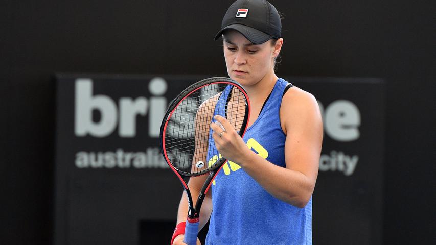 Die Weltranglisten-Erste Barty kündigte an, sich mit ihrem gesamten Preisgeld vom Turnier in der kommenden Woche in Brisbane an der Spendenaktion zu beteiligen.