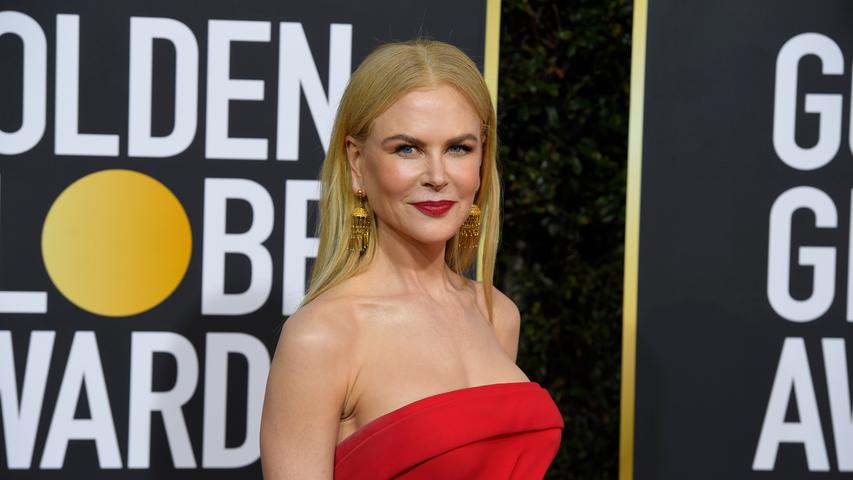 Hollywoodschauspielerin Nicole Kidman erklärte auf Instagram, ihre Familie habe 500.000 Dollar (rund 448.000 Euro) an die Feuerwehr gespendet.