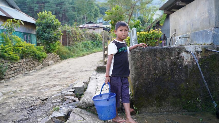 Wasserversorgung in den Dörfern des Nagalandes.