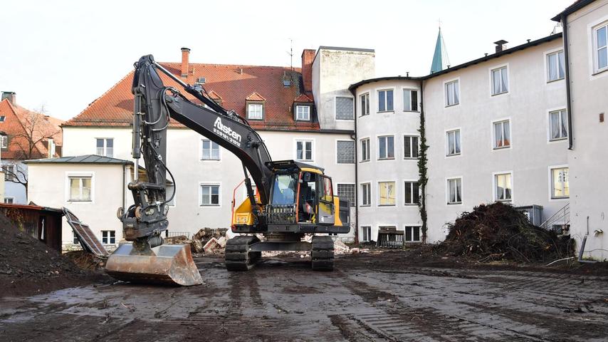 Countdown läuft: Altenheim am Residenzplatz wird abgerissen