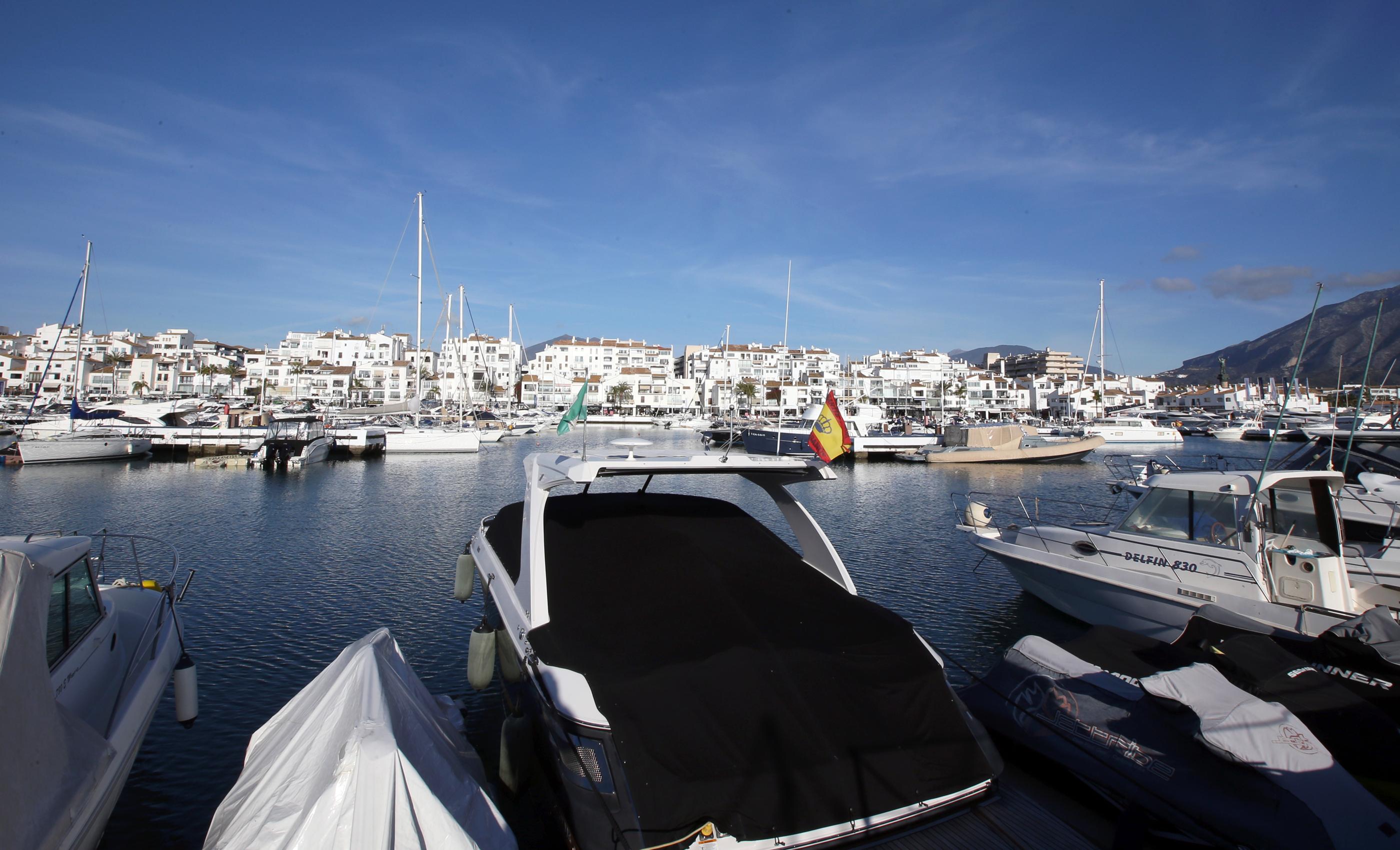 Obwohl auch Deutschland noch nicht von Schnee bedeckt ist, ist der Club vor der Kälte Richtung Süden geflohen. Marbella liegt an der Küste der südspanischen Coasta del Sol und ist nicht zum ersten Mal der Aufenthaltsort der Nürnberger für ihr winterliches Trainingslager.