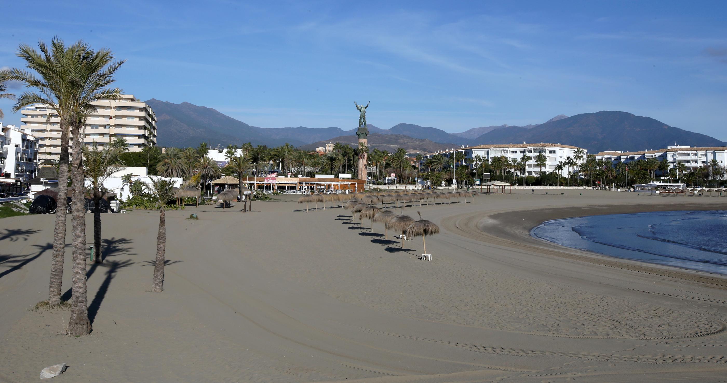Zwar erwarten die Cluberer keine hochsommerlichen Temperaturen, das Wetter ist aber angenehm und zum Trainieren beinahe perfekt. In der kommenden Woche soll es jeweils zwischen 16 und 18 Grad warm werden, meist sonnig oder Sonne und Wolken. Erst am Wochenende ist etwas Regen angekündigt.