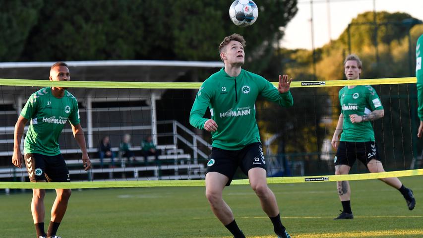 Fahrrad, Strand und Fußballtennis: Kleeblatt startet Trainingslager in Belek