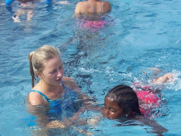 Erlangen: Schwimmunterricht für Geflüchtete