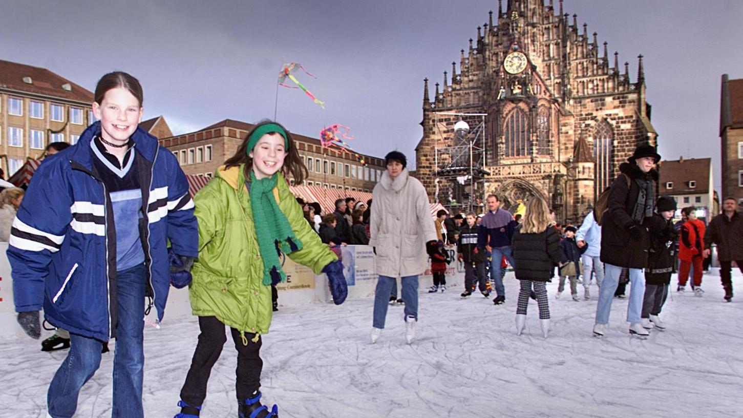 Bekommt Nürnberg eine Eislaufbahn an prominentem Ort? 