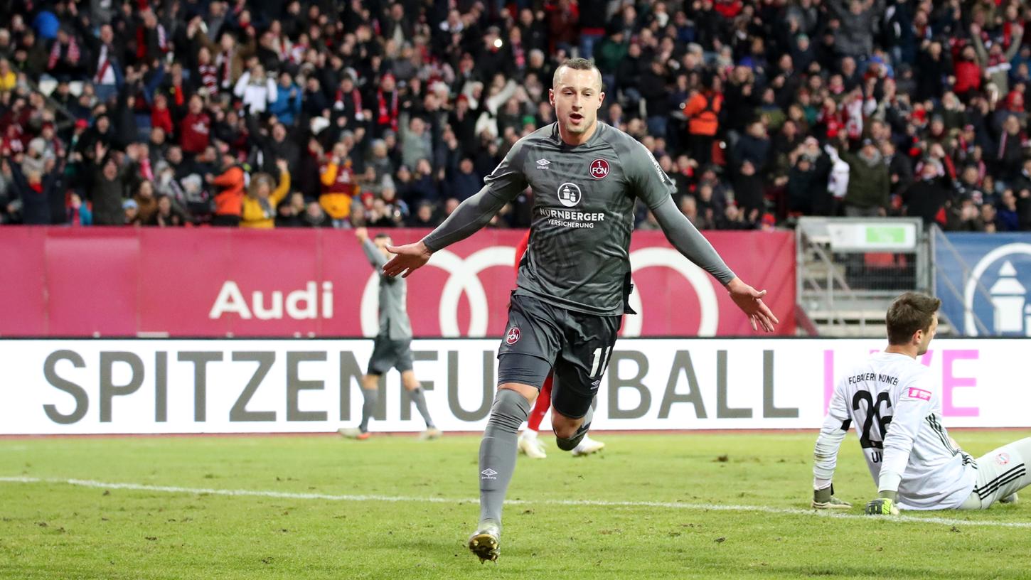 Im Spiel gegen den FC Bayern München zeigt Adam Zrelak mit einem Tor und einer Torvorlage, dass er wieder zurück ist.